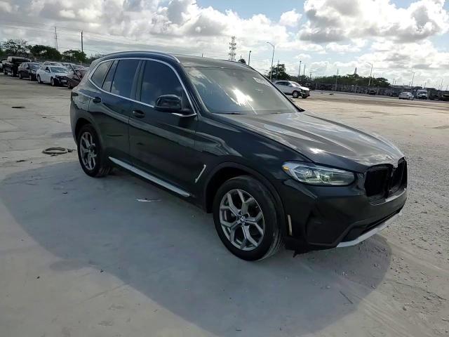 2022 BMW X3 - Image 11