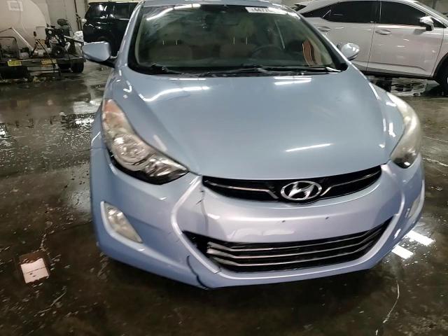 2012 Hyundai Elantra - Image 13