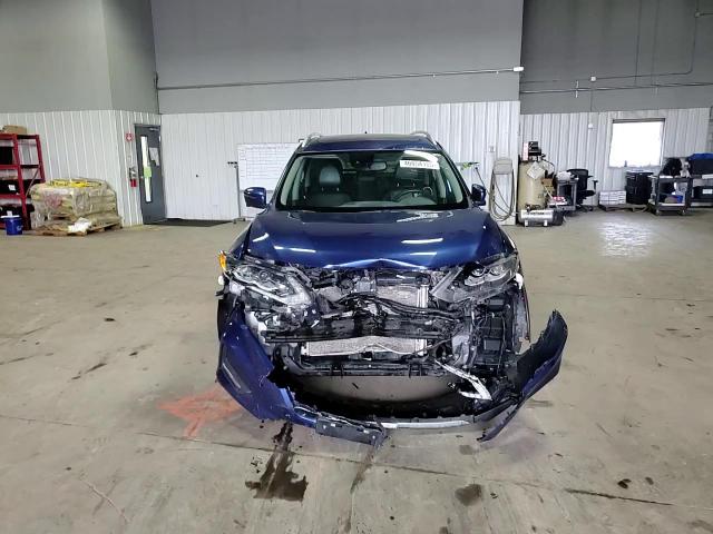 2017 Nissan Rogue - Image 12