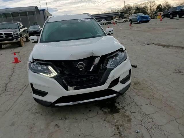 2017 Nissan Rogue - Image 14