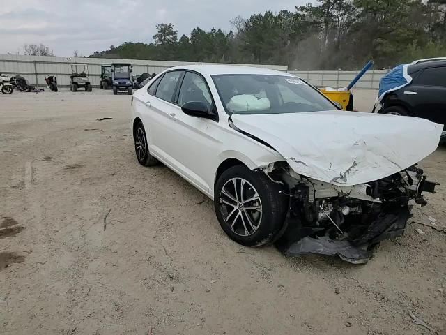 2024 Volkswagen Jetta - Image 11