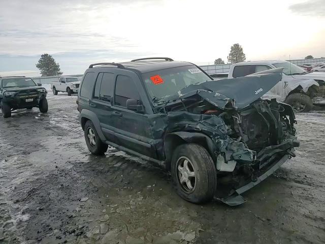 2005 Jeep Liberty (North America) - Image 12