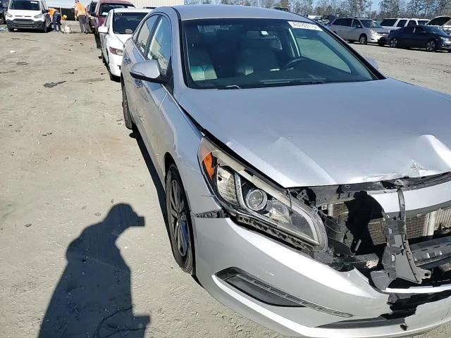 2015 Hyundai Sonata - Image 10