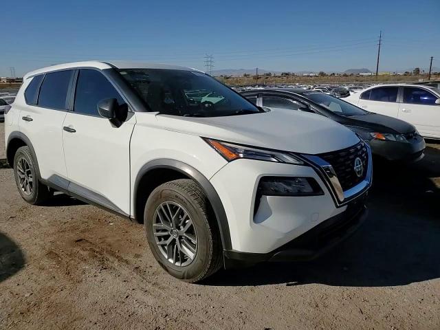 2021 Nissan Rogue - Image 10
