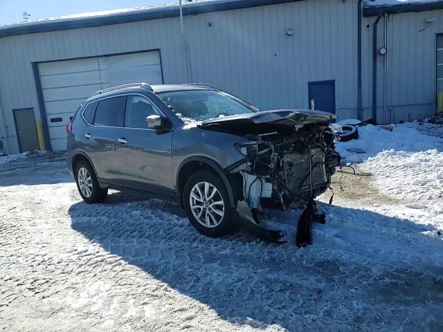 2018 Nissan Rogue - Image 11