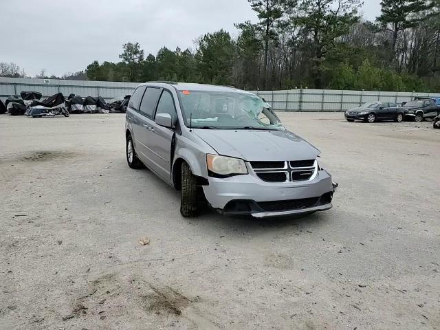 2014 Dodge Caravan - Image 12