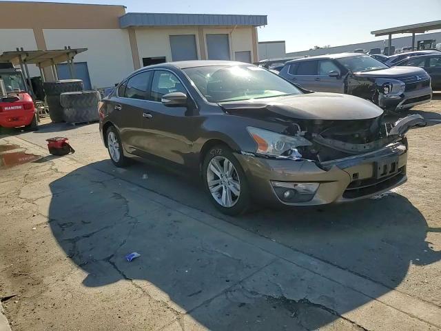 2014 Nissan Altima - Image 11