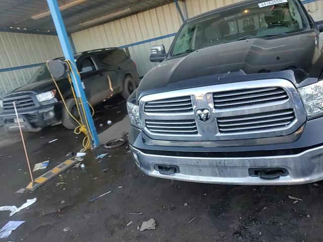 2014 RAM 1500 - Image 11