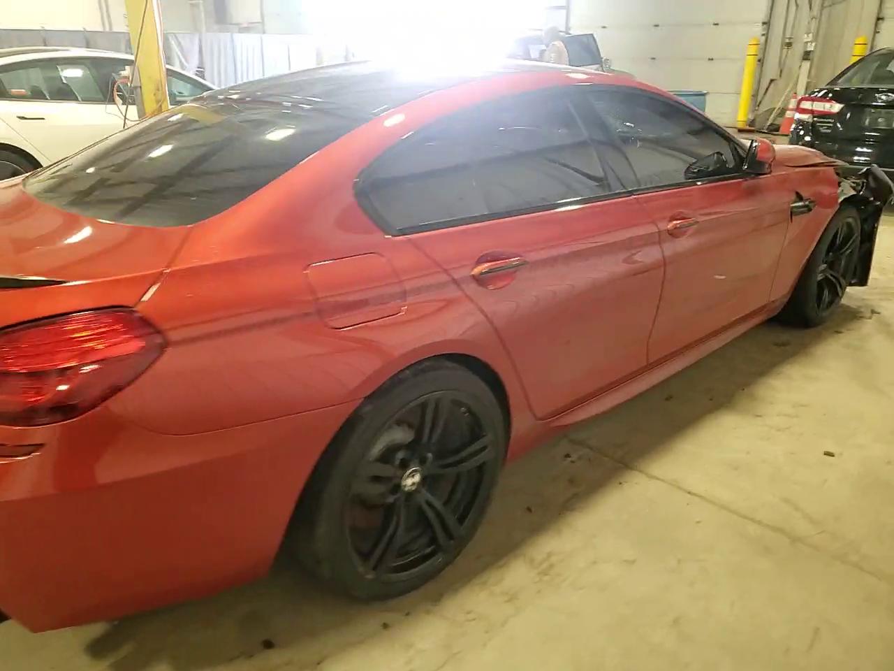 Фото: WBS6E9C50GG437272