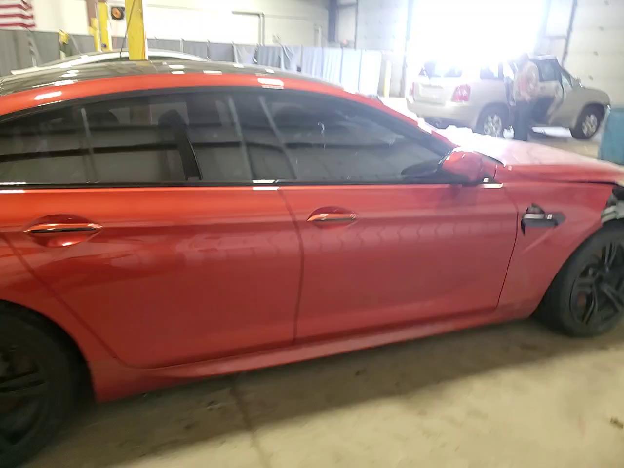 Фото: WBS6E9C50GG437272