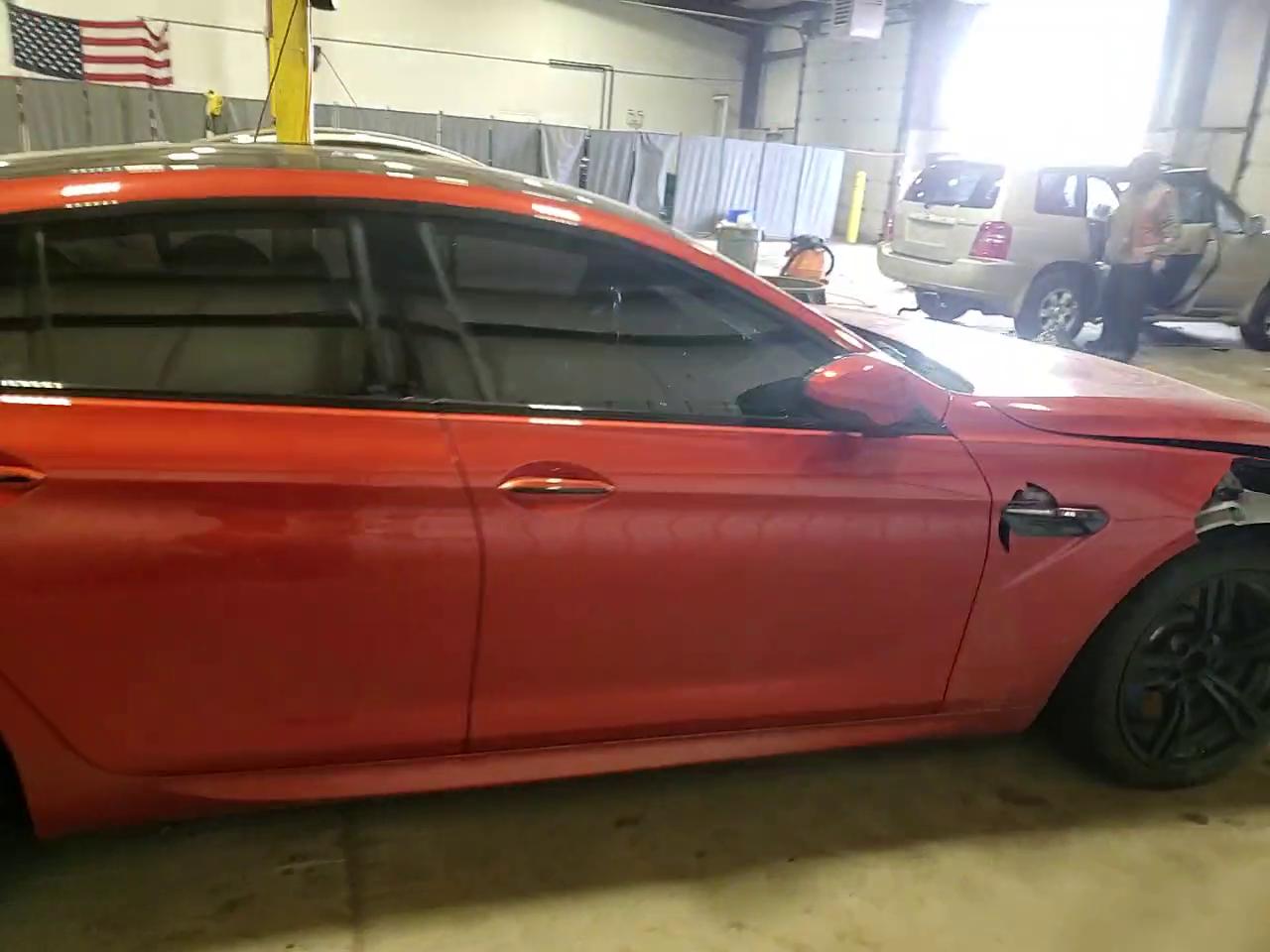 Фото: WBS6E9C50GG437272