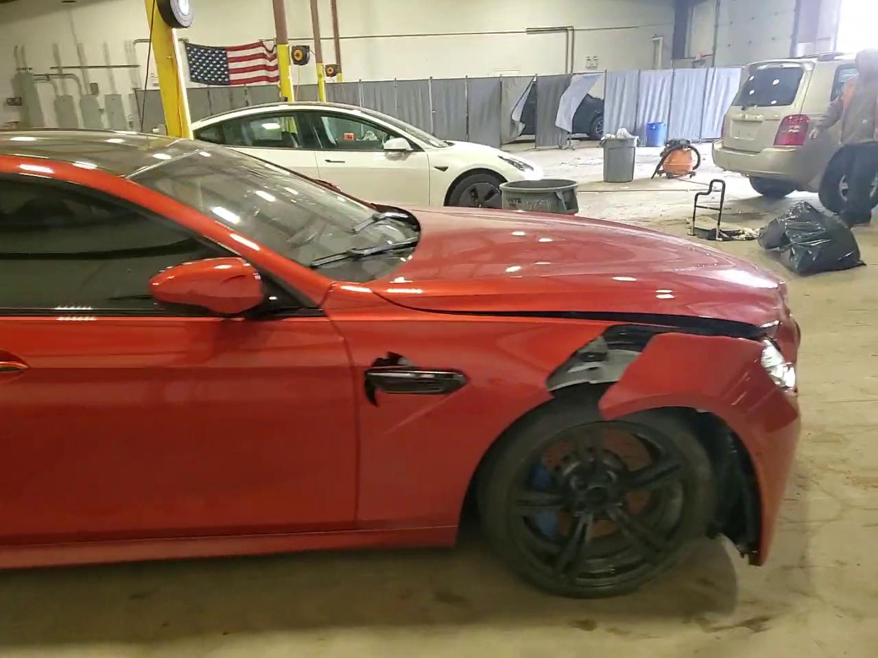 Фото: WBS6E9C50GG437272