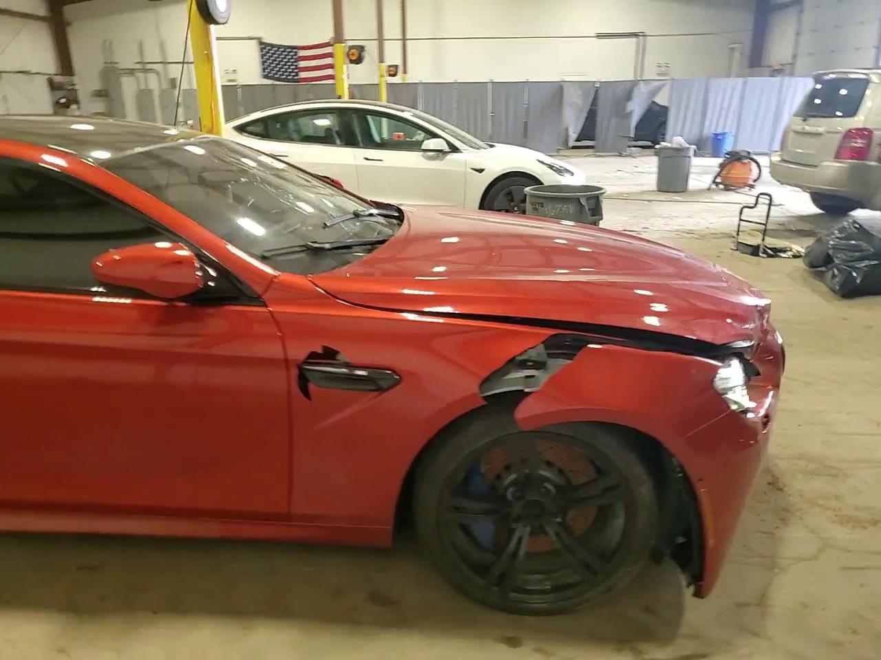 Фото: WBS6E9C50GG437272