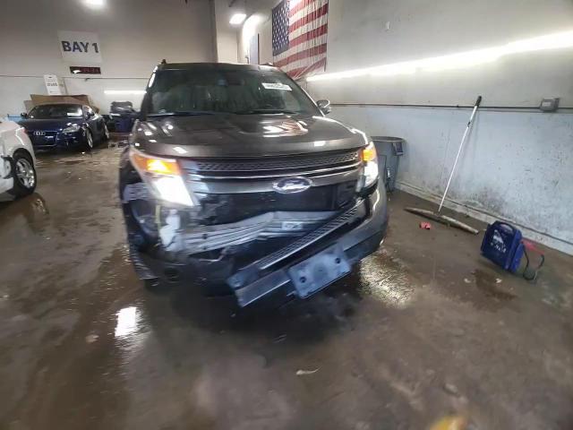 2015 Ford Explorer - Image 14