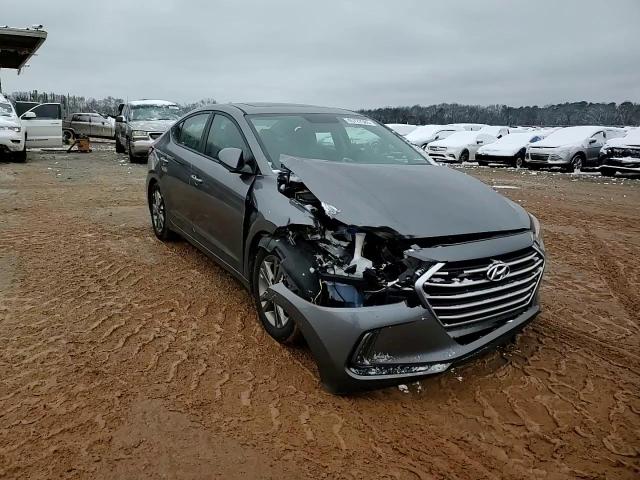 2018 Hyundai Elantra - Image 10