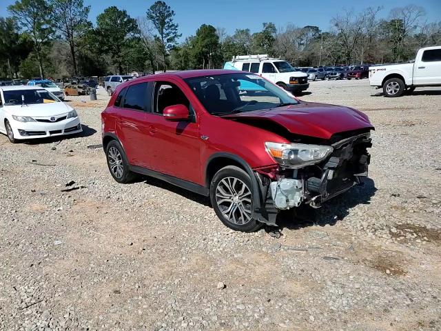 2016 Mitsubishi Outlander - Image 12