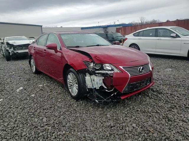2014 Lexus ES - Image 13