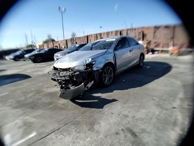 2016 Toyota Camry - Image 11