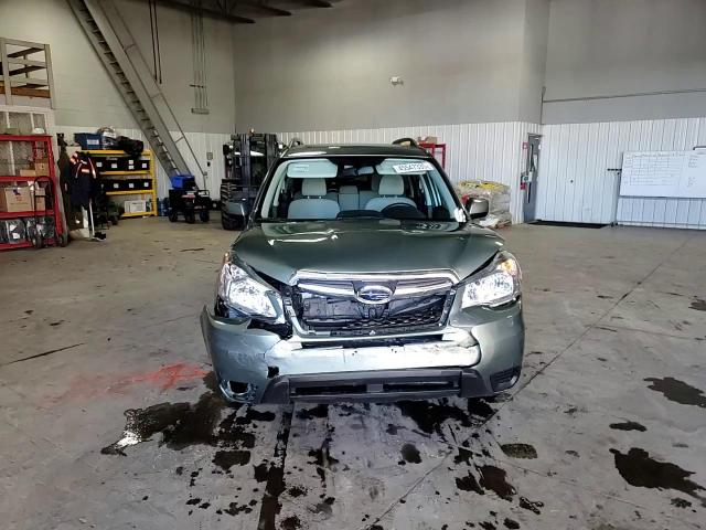2016 Subaru Forester - Image 10