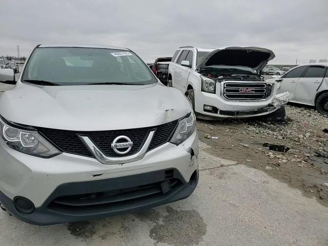 2017 Nissan Rogue - Image 11