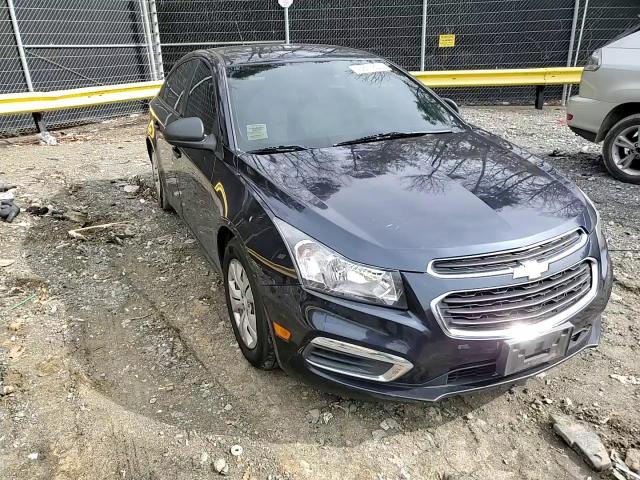 2016 Chevrolet Cruze - Image 10
