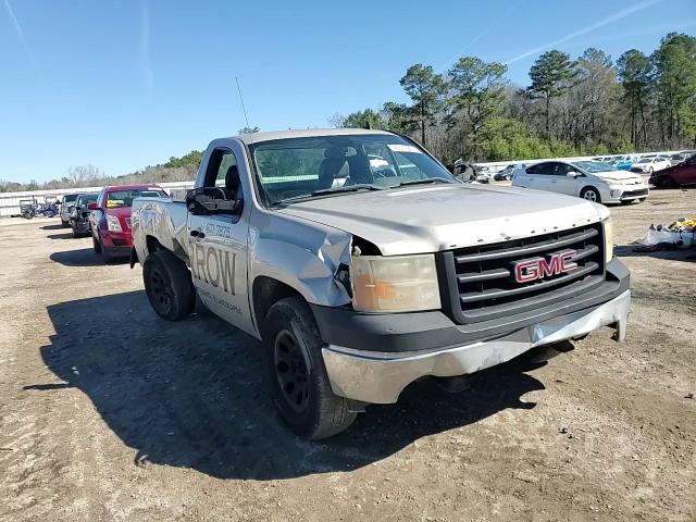 2008 GMC Sierra - Image 11