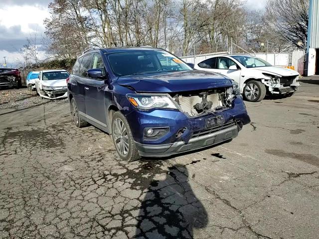2019 Nissan Pathfinder - Image 10