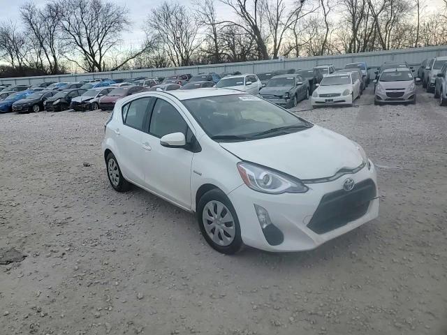 2016 Toyota Prius - Image 13