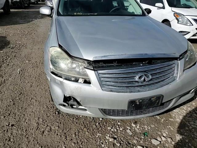 2009 Infiniti M - Image 11