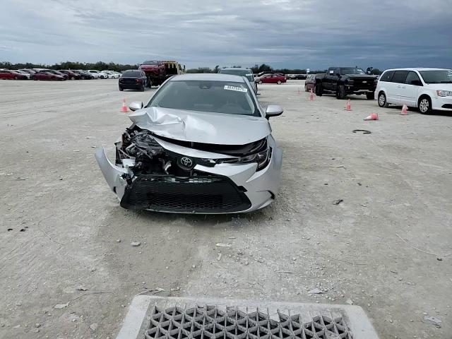 2022 Toyota Corolla - Image 11