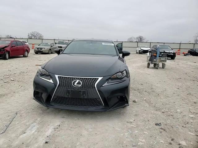 2016 Lexus IS - Image 10