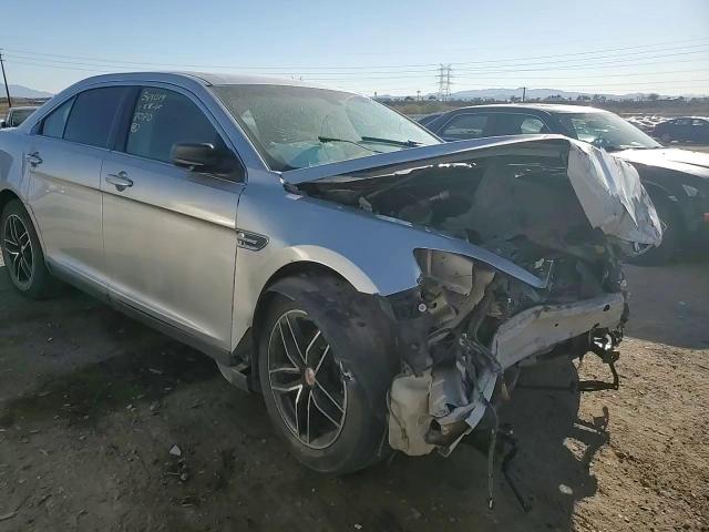 2011 Ford Taurus - Image 11