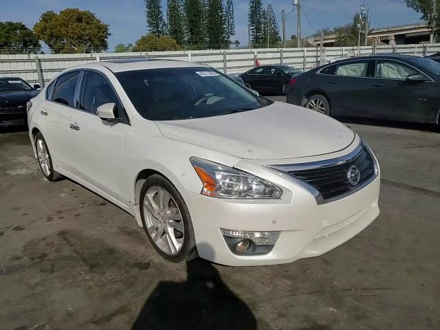 2015 Nissan Altima - Image 11