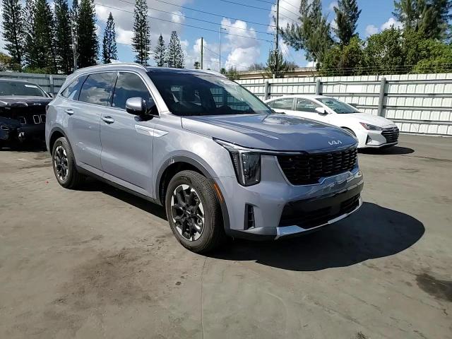 2024 Kia Sorento - Image 11