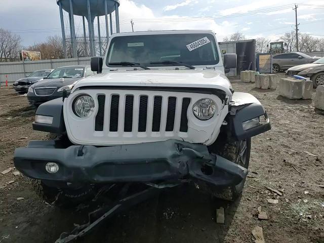 2019 Jeep Wrangler - Image 11