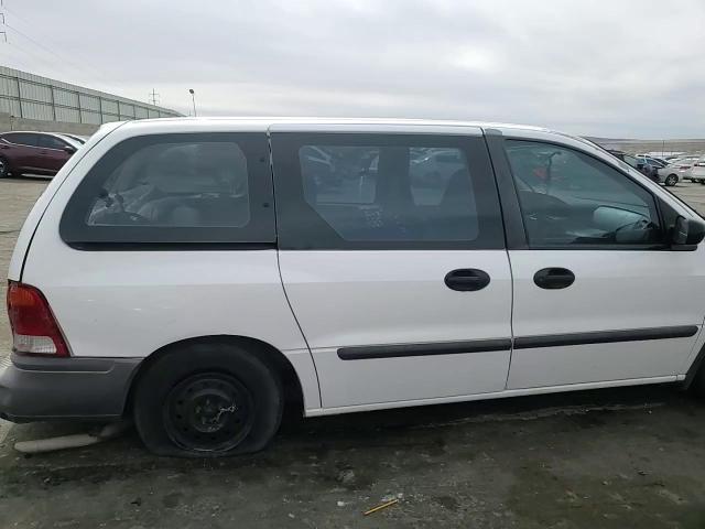 1999 Ford Windstar - Image 12