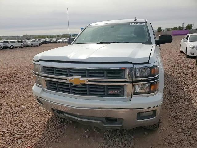 2014 Chevrolet Silverado - Image 10