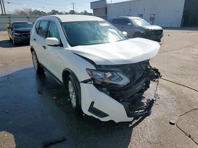 2017 Nissan Rogue - Image 14