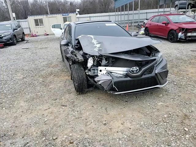2021 Toyota Camry - Image 11