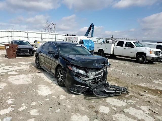 2024 Toyota Camry - Image 11