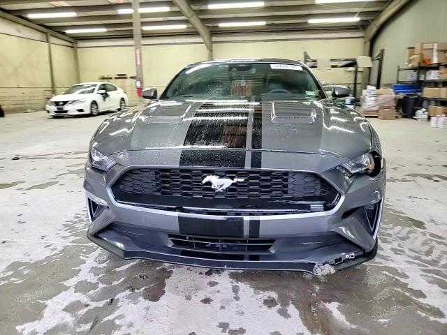 2022 Ford Mustang - Image 10