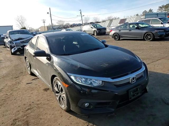 2018 Honda Civic - Image 10