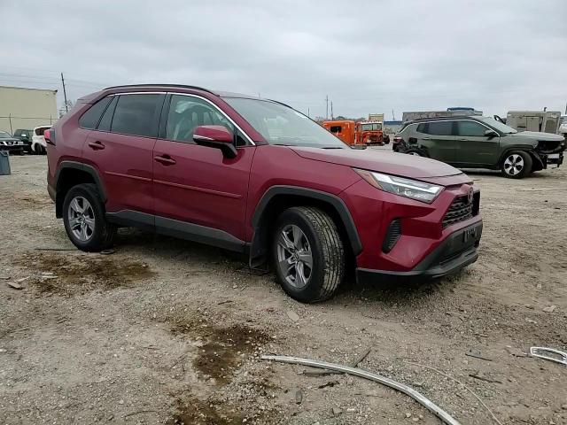 2022 Toyota RAV 4 - Image 11
