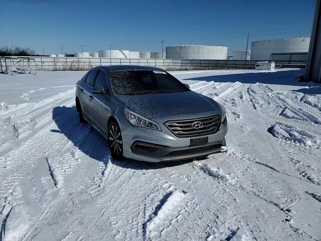 2017 Hyundai Sonata - Image 11