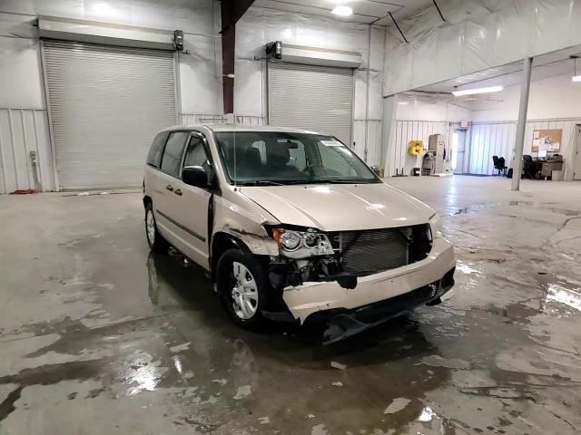 2015 Dodge Caravan - Image 12