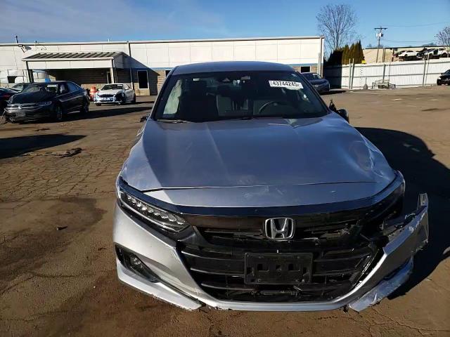 2022 Honda Accord - Image 11