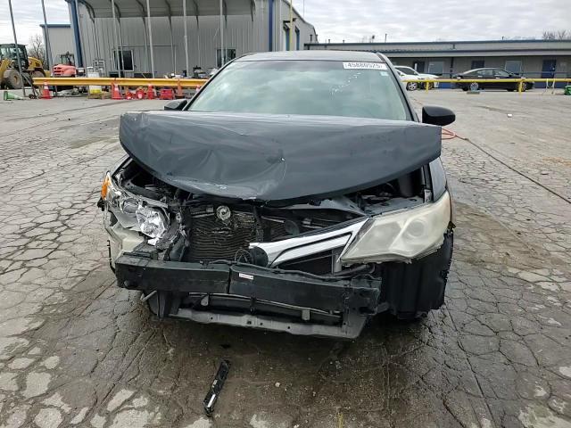 2014 Toyota Camry - Image 13