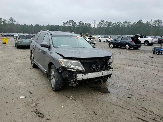 2015 Nissan Pathfinder - Image 12