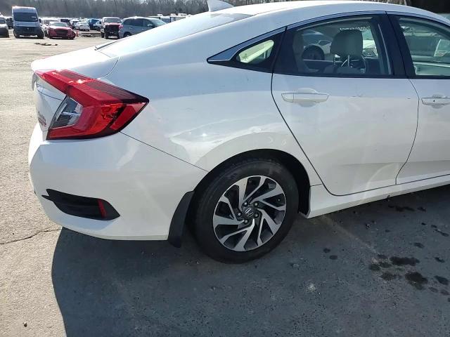 2017 Honda Civic - Image 10