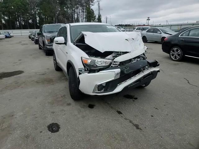 2019 Mitsubishi Outlander - Image 11